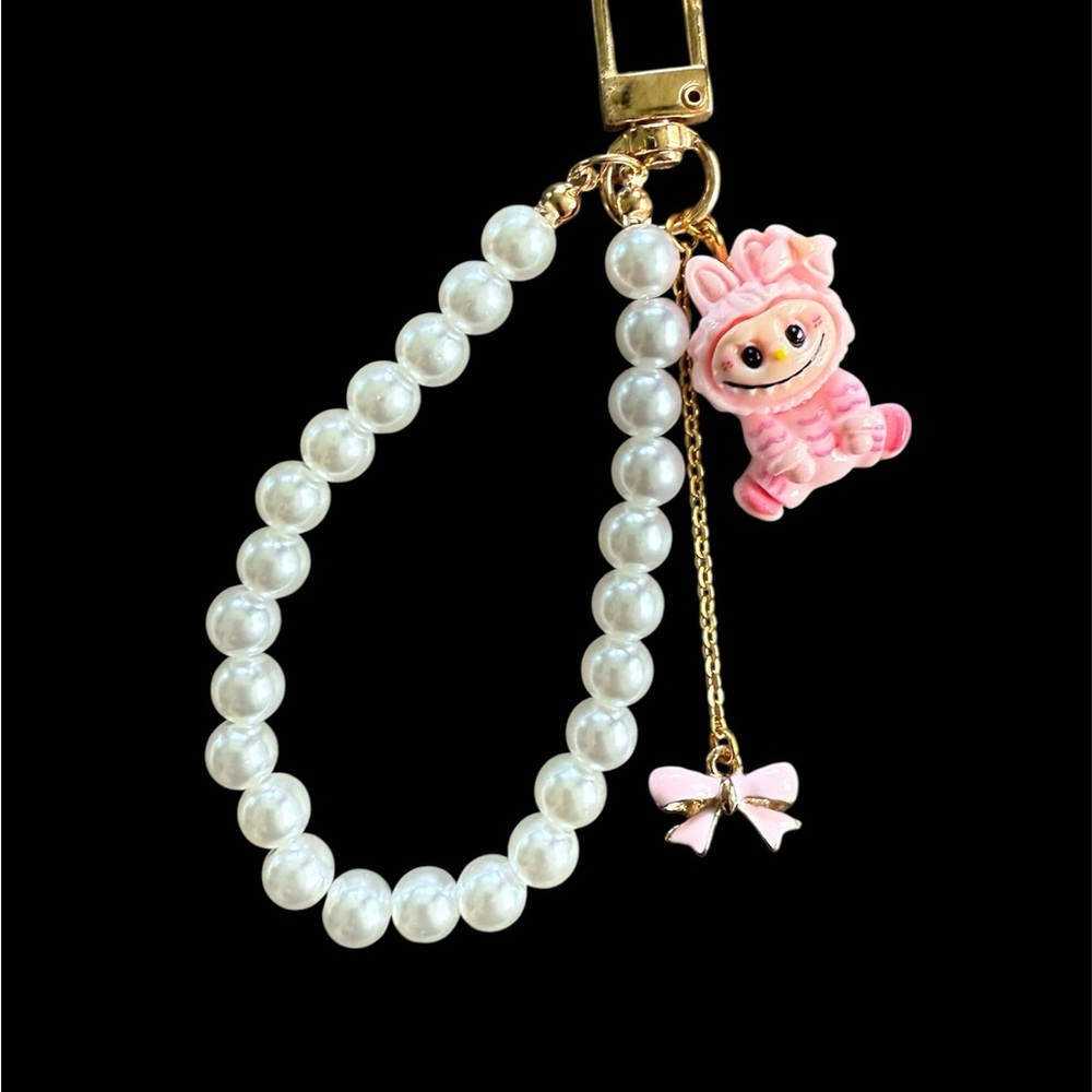 Pearl and Pink Charm Key Holder